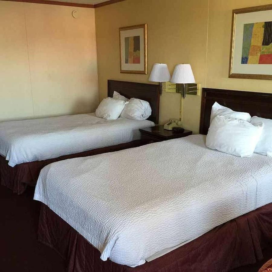 Astoria Hotel Danville West Exteriér fotografie